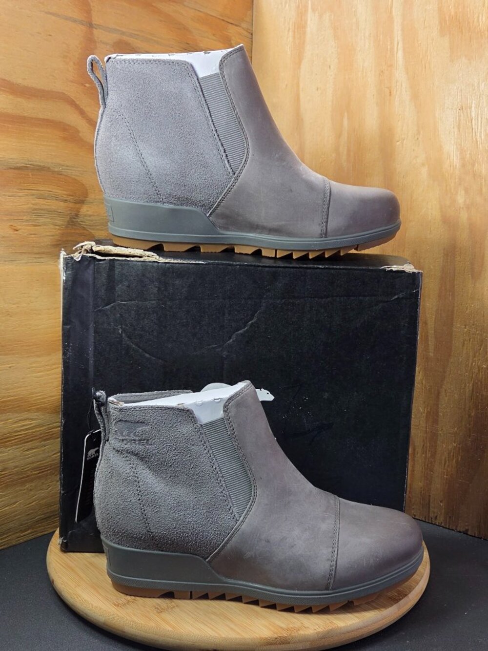 New Sorel Evie Womens Gray Suede Leather Wedge Ankle Boots Size 9